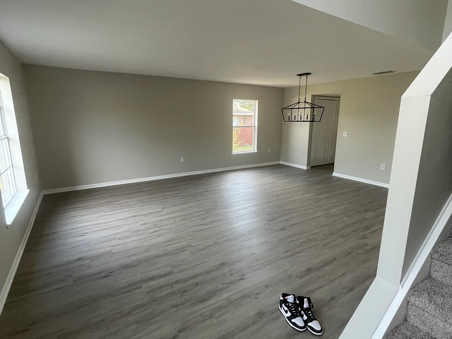 4 bed, 3.5 bath, 3061 sqft, $3,100 — Photo 3