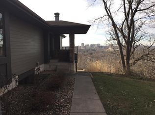 1239 19th Ave NE, Rochester, MN 55906