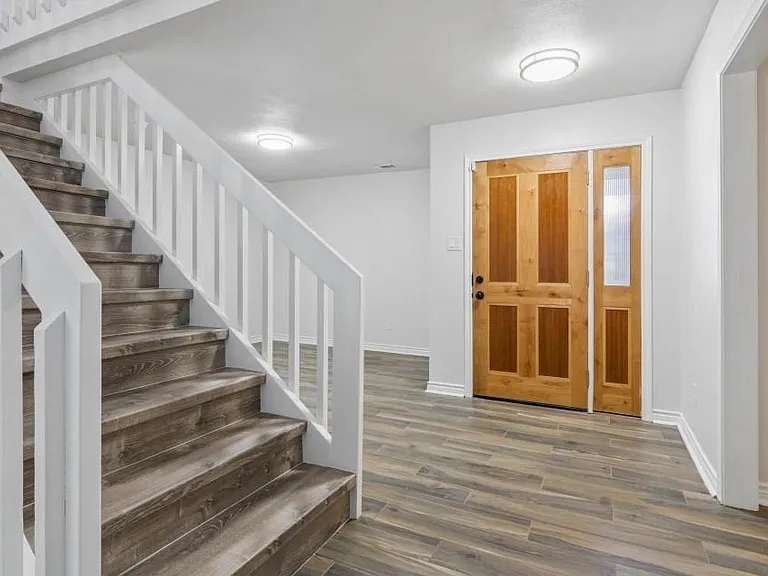 6915 La Mirada Dr — Photo 6