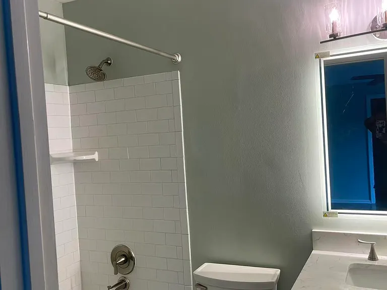 bathroom in bedroom 2