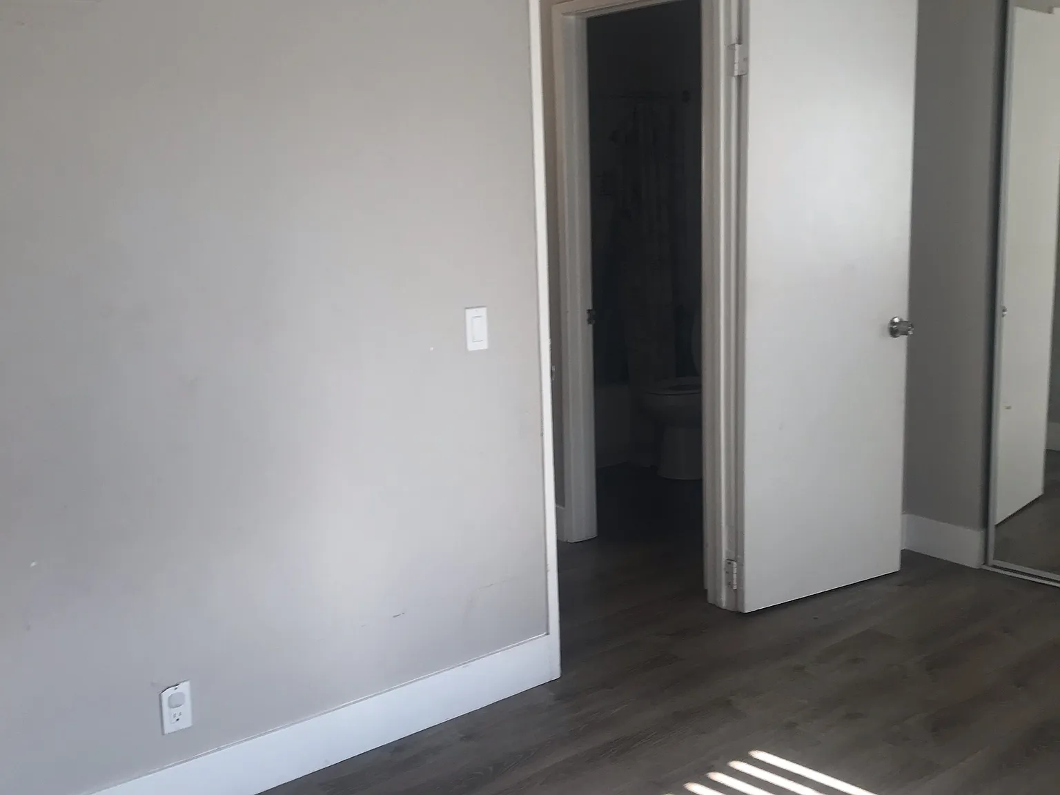 2 bed, 750 sqft, $2,595 — Photo 4