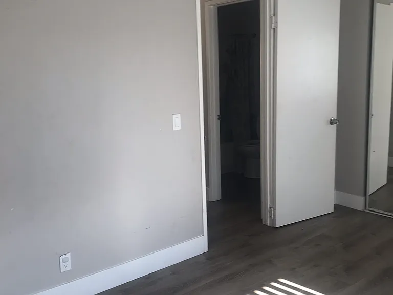 4067 Van Dyke Ave #3 — Photo 6
