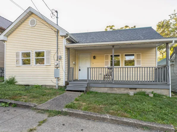 8 McGary Ave, Weston, WV 26452