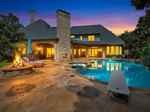 37 Armstrong Dr, Frisco, TX 75034