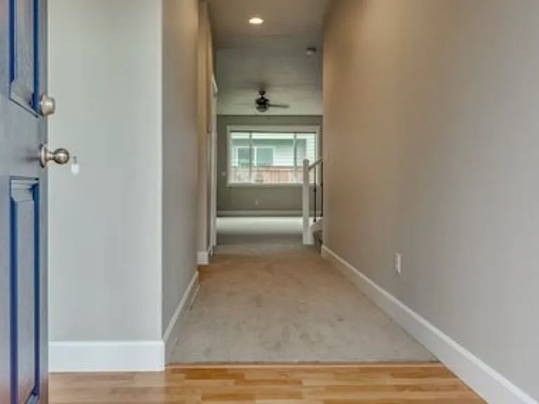 11500 NW 29th Ct — Photo 2