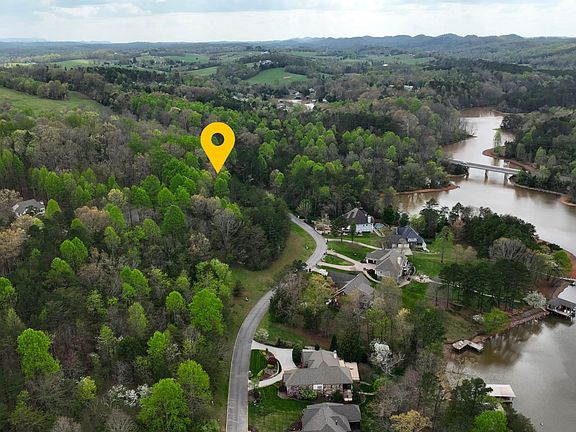 2nd image of 765 Wood Duck Dr