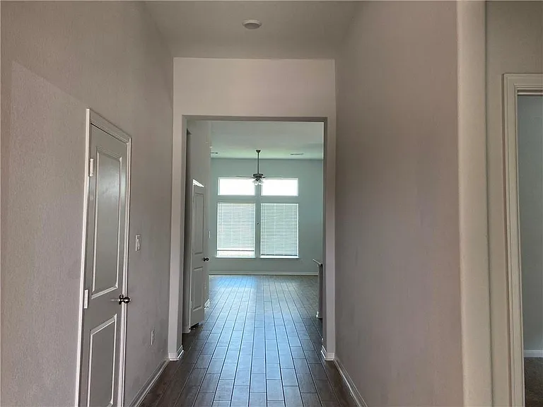 481 Leadtree Loop — Photo 4