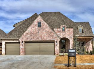 2525 Merlot Ct, Edmond, OK 73012