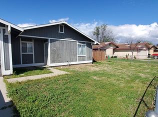 13848 Ada St, Armona, CA 93202