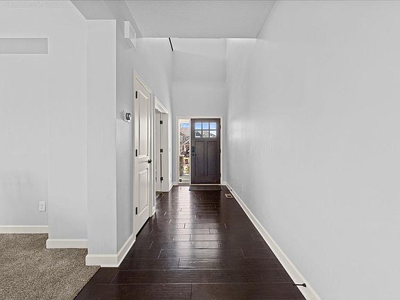 2nd image of 3308 Arden Dr