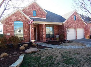 2716 Pine Trail Dr, Little Elm, TX 75068