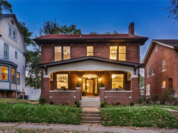 7061 Waterman Ave, Saint Louis, MO 63130