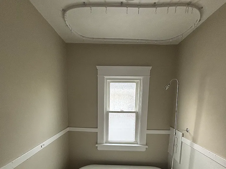 15406 Holmes Ave #1 — Photo 8