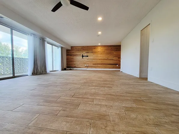 1100 Erie Ave Unit 702, Evansville, IN 47715