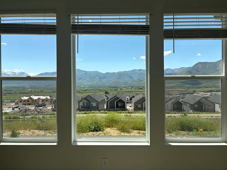2439 N Canal View Ln — Photo 9