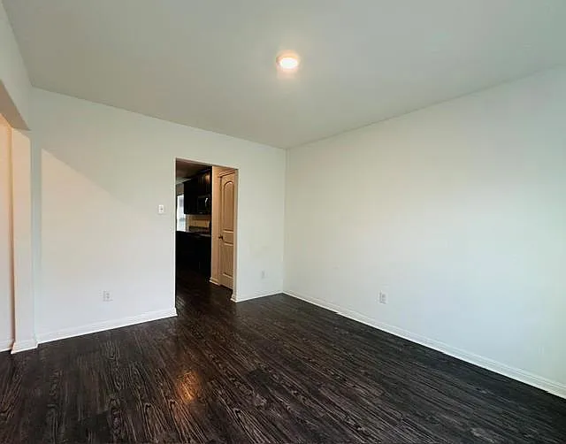 133 Dupont Pass — Photo 5