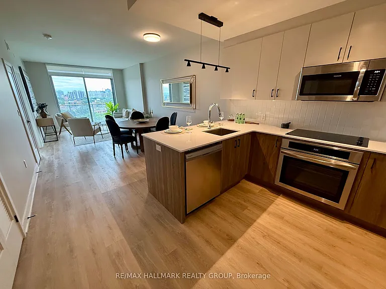 275 Carling Ave #908 — Photo 31