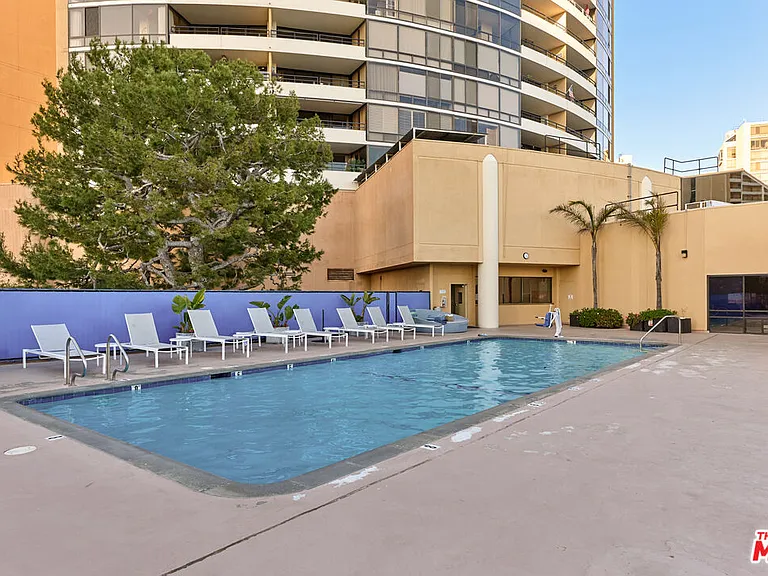 4316 Marina City Dr #531 — Photo 24