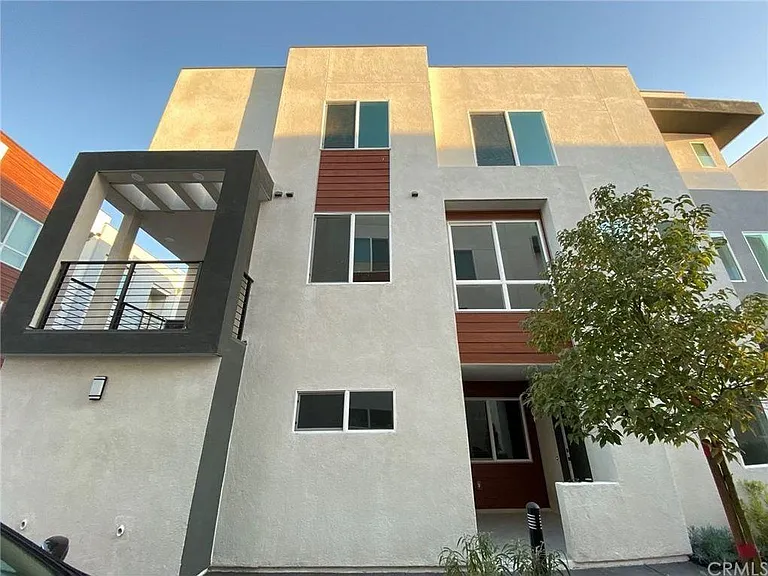 8417 Tweedy Ln — Photo 25