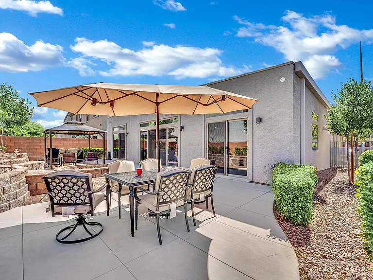 8664 Indigo Spring Rd — Photo 32