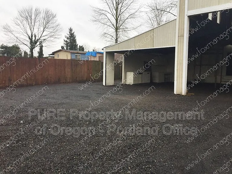 6320 NE Simpson St — Photo 20