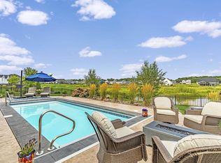 4117 Golden Wheat Run, Deforest, WI 53532