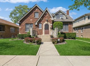 16 Albion Ave, Park Ridge, IL 60068