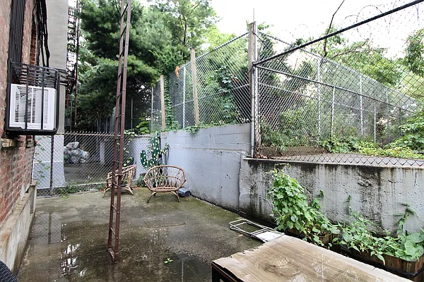 Rented by Grand & Co. | media 15