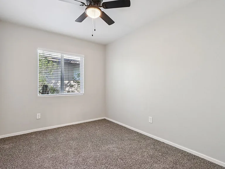 407 N Williams — Photo 19