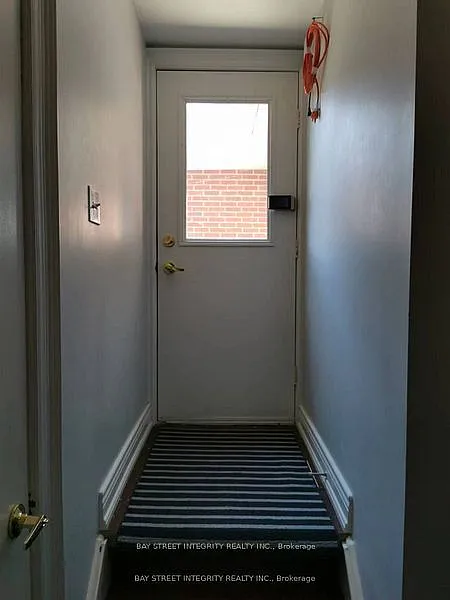 2 bed, $1,900 — Photo 3