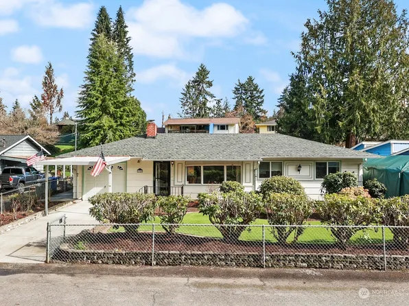 2305 Oak Drive, Steilacoom, WA 98388