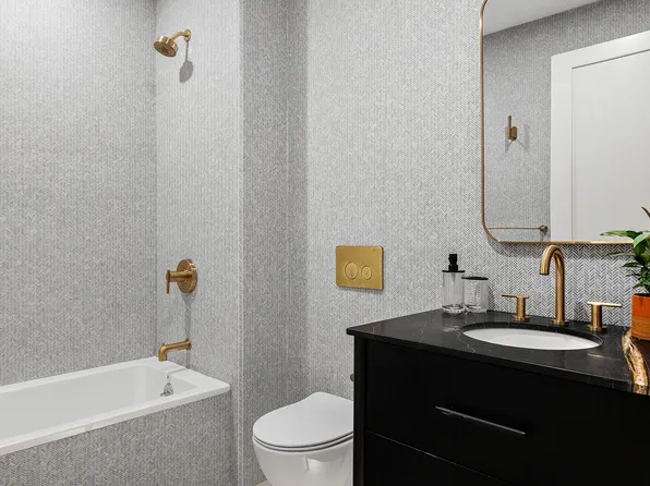 76 South 2nd Street image 25 of 37