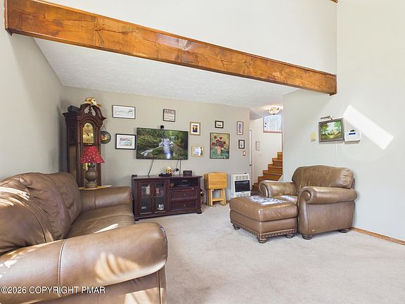 4th image of 710 Edgewood Rd