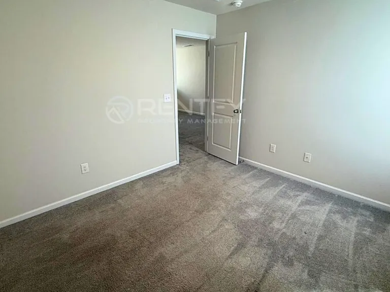 2802 Legacy Ridge Ln — Photo 9