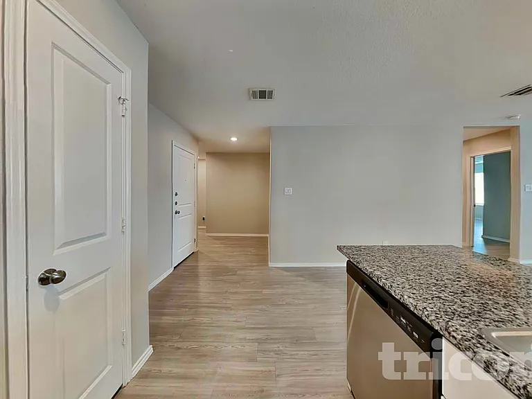 5602 Mountain Point — Photo 5
