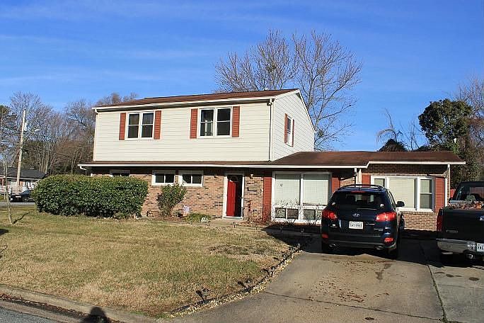 1st image of 107 Jenness Ln