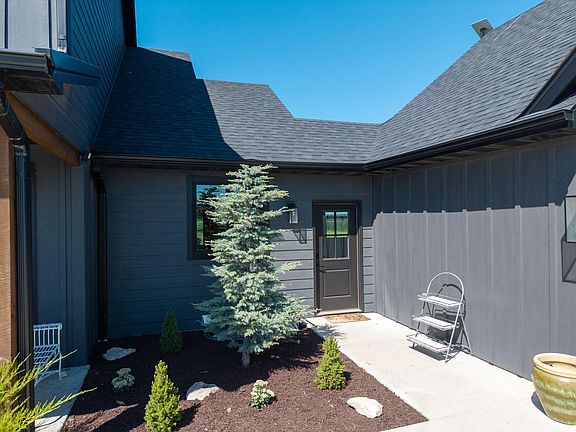 5th image of 7775 N Route Z