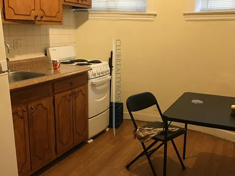 1315 Commonwealth Ave #B3 — Photo 2