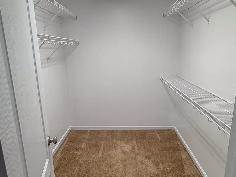 337 Kingston Rd — Photo 17