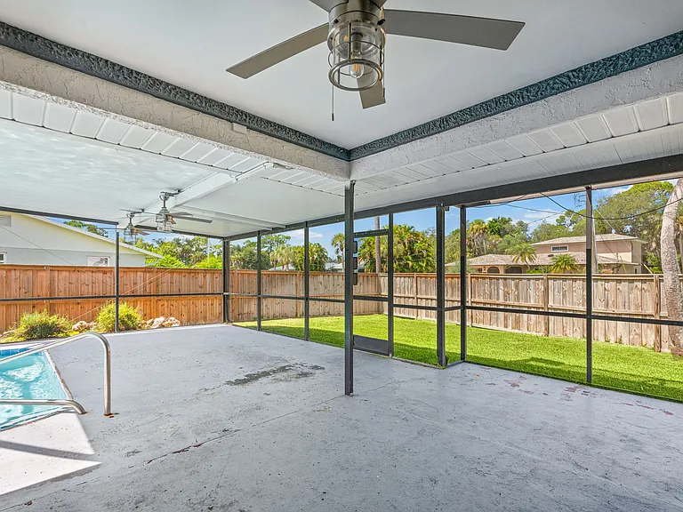 240 Eider Rd — Photo 42