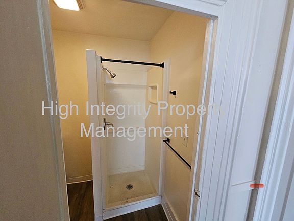 4th image of 308 W Seneca St APT 3