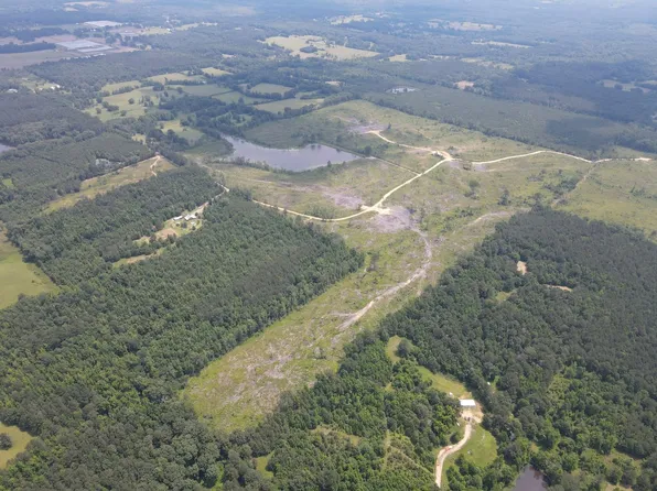 Calhoun Ln, Forest, MS 39074