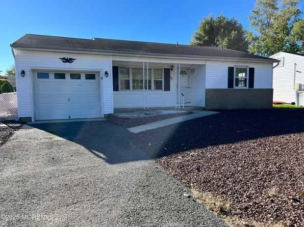 57 Eton Road, Toms River, NJ 08757