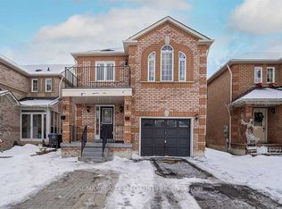 5830 Swordsman Dr #Basement, Mississauga, ON L5M 6N7