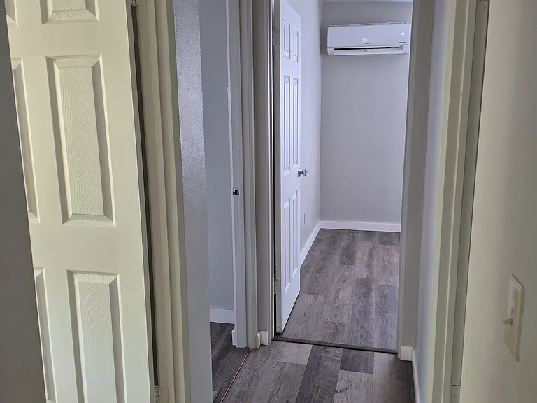 2117 Barcelona Dr — Photo 20