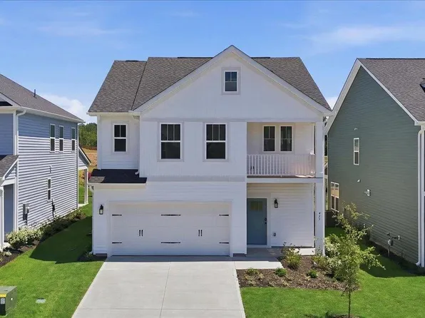 457 Amaryllis Ln, Woodruff, SC 29388