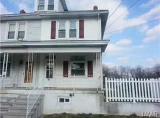 93 E Chestnut St, Bechtelsville, PA 19505