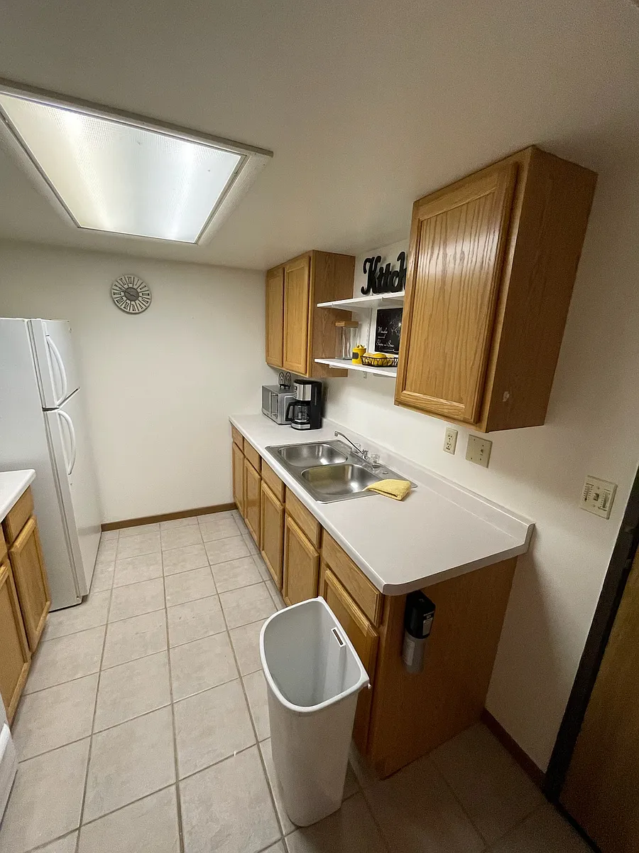 Building Photo - 1001 Selden Rd #F