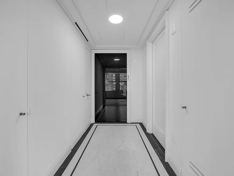 303 Park Ave #2701 — Photo 1