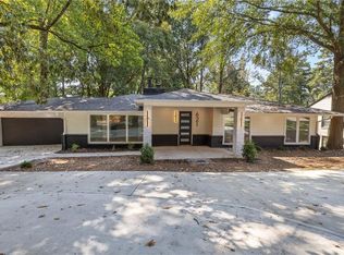 621 Hammond Dr, Sandy Springs, GA 30328